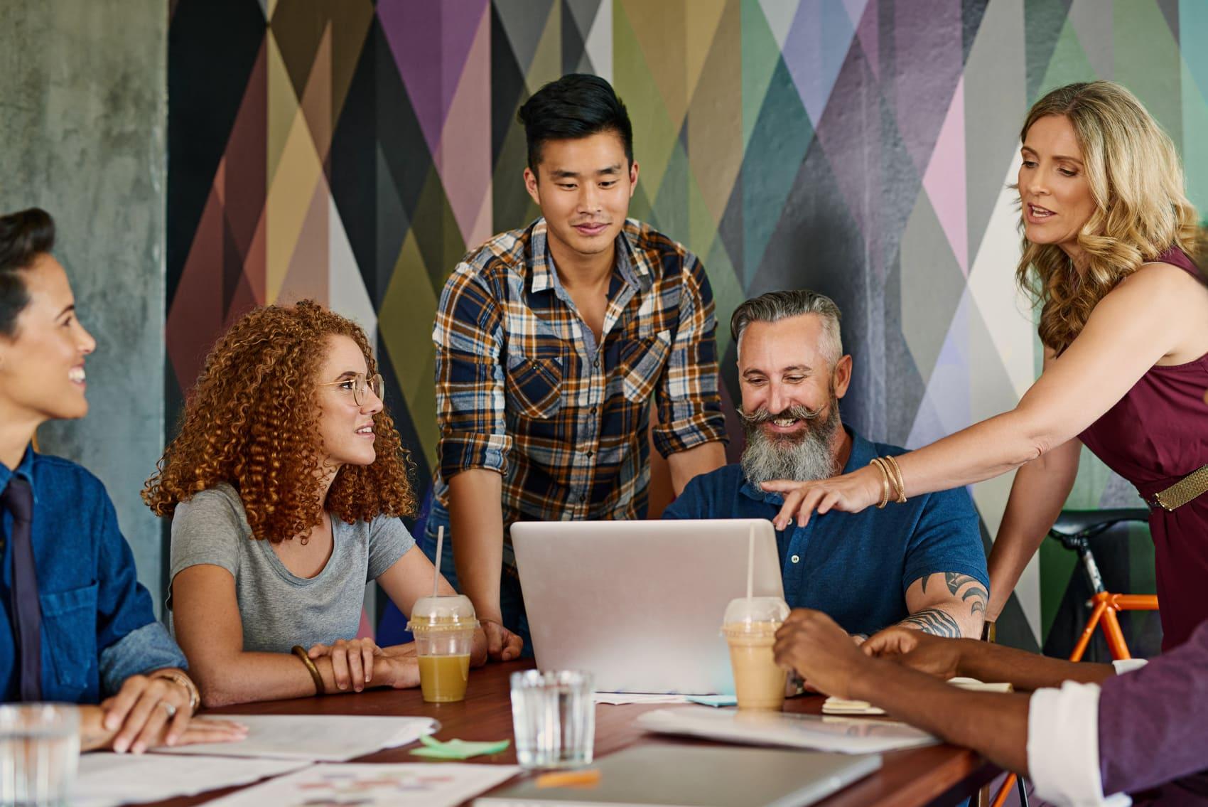 Nisiack: Eventos y Colaboración que Unen a tus Desarrolladores